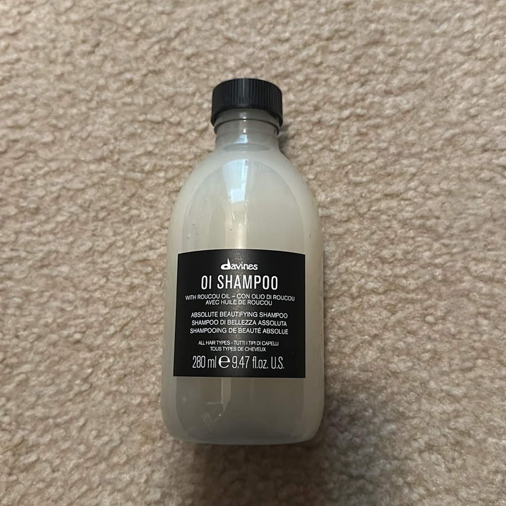 Davines OI Shampoo
